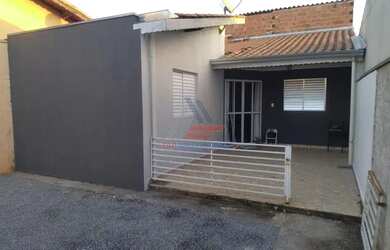 Imagem: A casa possui 2 Dormitórios, 1 Banheiro, 55m² de Área e