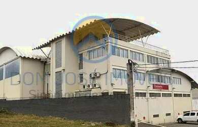 Imagem: O depósito possui 1930m² de Área e está localizado em Granja