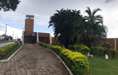 Imagem: O depósito possui 5 Vagas na garagem, 3.000m² de Área e