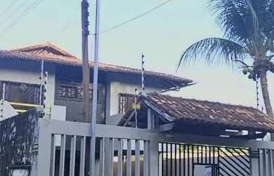 Imagem 4: Imóvel para venda possui 360 metros quadrados com 7 quartos em Centro...