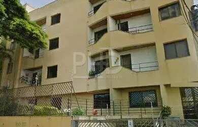 Imagem: O apartamento possui 3 Dormitórios, 1 Banheiro, 2 Vagas na