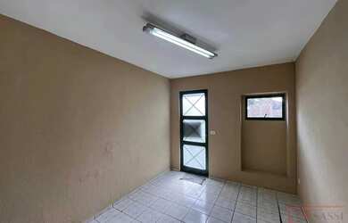 Imagem 2: Sala Comercial em CENTRO. Varandae5m² de Área