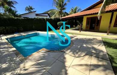 Imagem: A casa em condomínio possui 3 Dormitórios, 3 Banheiros, 2