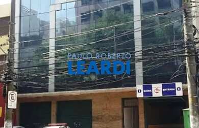 Imagem: O depósito possui 1 Vaga na garagem, 100m² de Área e está