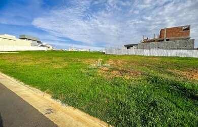 Imagem: O terreno possui 285m² de Área e está localizado em Jardins