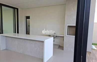 Imagem 14: Casa no condomínio Terras Alpha disponível para venda em Uberlândia-MG