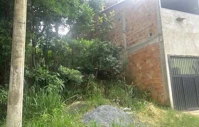 Imagem: O terreno possui 360m² de Área e está localizado em Serra