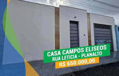 Imagem: A casa possui 3 Dormitórios, 2 Banheiros, 2 Vagas na garagem