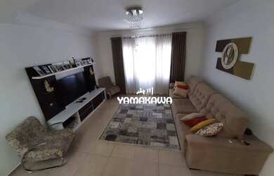 Imagem: A casa possui 3 Dormitórios, 2 Banheiros, 4 Vagas na garagem