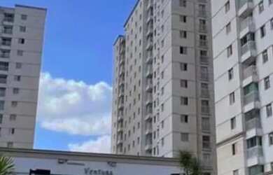 Imagem: O apartamento possui 3 Dormitórios, 2 Banheiros, 2 Vagas na