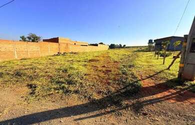 Imagem: O terreno possui 997m² de Área e está localizado em Jardim