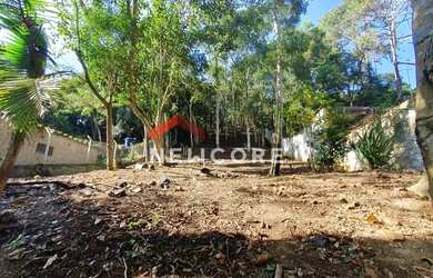 Imagem: O terreno possui 1327m² de Área e está localizado em Vale