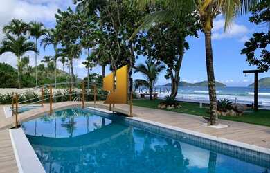 Imagem: A casa possui 5 Dormitórios, 2 Banheiros, 5 Vagas na garagem