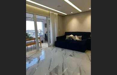 Imagem: O apartamento possui 3 Dormitórios, 1 Banheiro, 2 Vagas na