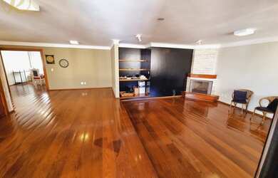 Imagem: O apartamento possui 4 Dormitórios, 5 Banheiros, 4 Vagas na