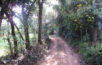 Imagem: O terreno possui 3.000m² de Área e está localizado em Juatuba