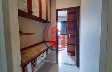 Imagem: O apartamento possui 3 Dormitórios, 2 Banheiros, 2 Vagas na