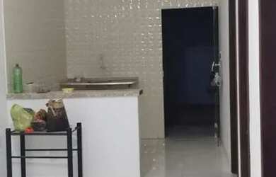 Imagem: A casa possui 2 Dormitórios e está localizado em Arembepe