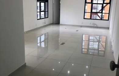 Imagem: O depósito possui 1 Vaga na garagem, 42m² de Área e está