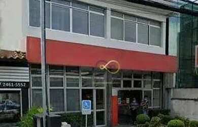 Imagem: O depósito possui 3 Vagas na garagem, 353m² de Área e está