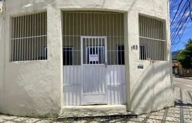 Imagem: A casa possui 1 Dormitório, 2 Banheiros e está localizado