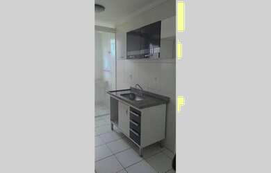 Imagem: O apartamento possui 2 Dormitórios, 1 Banheiro, 1 Vaga na garagem