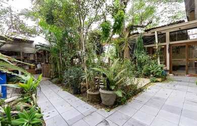 Imagem: O terreno possui 895m² de Área e está localizado em Jardim