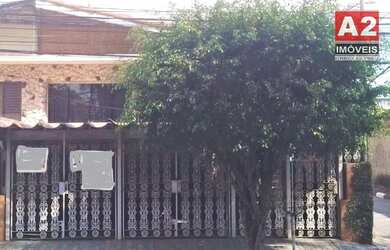 Imagem: A casa possui 3 Dormitórios, 1 Banheiro, 3 Vagas na garagem