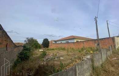 Imagem: O terreno possui 476m² de Área, Imóvel novo e está localizado