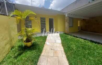 Imagem: A casa em condomínio possui 3 Dormitórios, 1 Banheiro, 3 Vagas