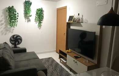 Imagem: O apartamento possui 2 Dormitórios, 1 Banheiro, 1 Vaga na garagem