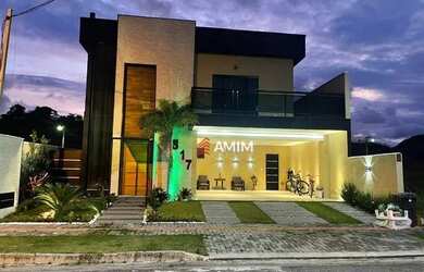 Imagem: A casa em condomínio possui 3 Dormitórios, 3 Banheiros, 2