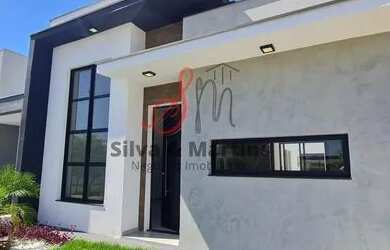 Imagem: A casa em condomínio possui 3 Dormitórios, 2 Banheiros, 2