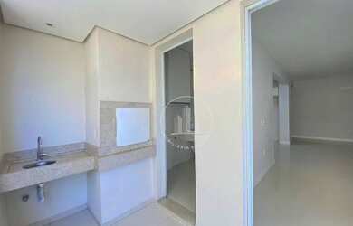 Imagem: O apartamento possui 3 Dormitórios, 2 Banheiros, 2 Vagas na