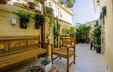 Imagem 5: Casa de condomínio Mobiliada para aluguel e venda possui 300 metros quadrados...