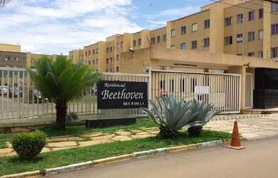 Imagem: O apartamento possui 2 Dormitórios, 1 Banheiro, 1 Vaga na garagem