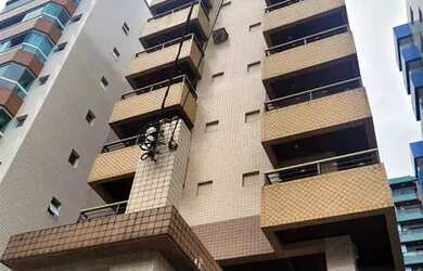 Imagem: O apartamento possui 3 Dormitórios, 1 Banheiro, 2 Vagas na