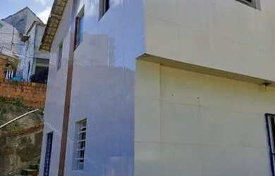 Imagem: A casa possui 3 Dormitórios, 2 Banheiros, 68m² de Área e