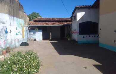 Imagem 2: Alugo casa na 106 sul. 4 Vagas na garageme3 Dormitórios