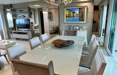 Imagem: O apartamento possui 3 Dormitórios, 3 Banheiros, 155m² de