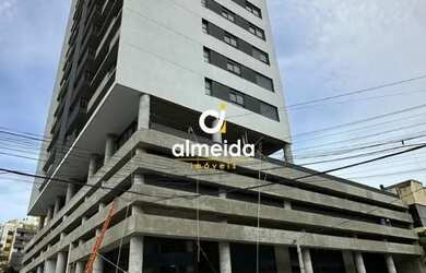 Imagem: O apartamento possui 3 Dormitórios, 2 Banheiros, 2 Vagas na