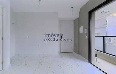 Imagem: O apartamento possui 1 Dormitório, 1 Banheiro, 1 Vaga na garagem