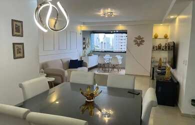 Imagem: O apartamento possui 3 Dormitórios, 3 Banheiros, 2 Vagas na