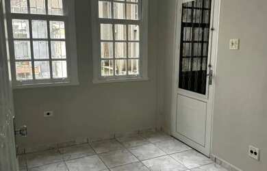 Imagem: O depósito possui 35m² de Área e está localizado em Centro