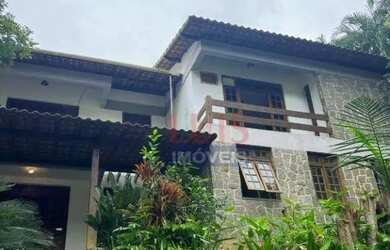 Imagem: A casa possui 5 Dormitórios, 5 Banheiros, 2 Vagas na garagem