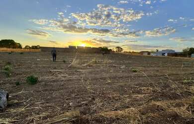 Imagem: O terreno possui 436m² de Área e está localizado em Norte