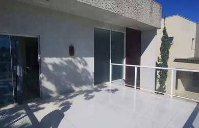 Imagem 5: Sobrado para aluguel e venda tem 220 metros quadrados com 3 quartos