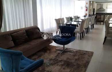 Imagem: O apartamento possui 4 Dormitórios, 5 Banheiros, 4 Vagas na