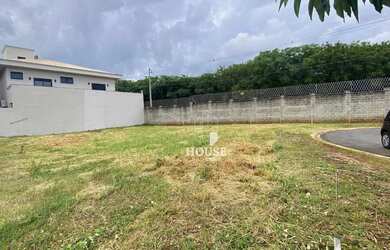 Imagem: O terreno possui 395m² de Área e está localizado em Mogi