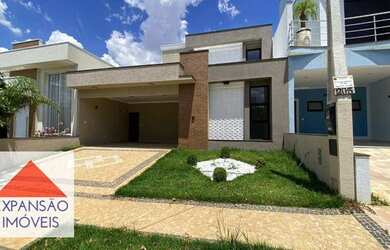 Imagem: A casa em condomínio possui 3 Dormitórios, 3 Banheiros, 4